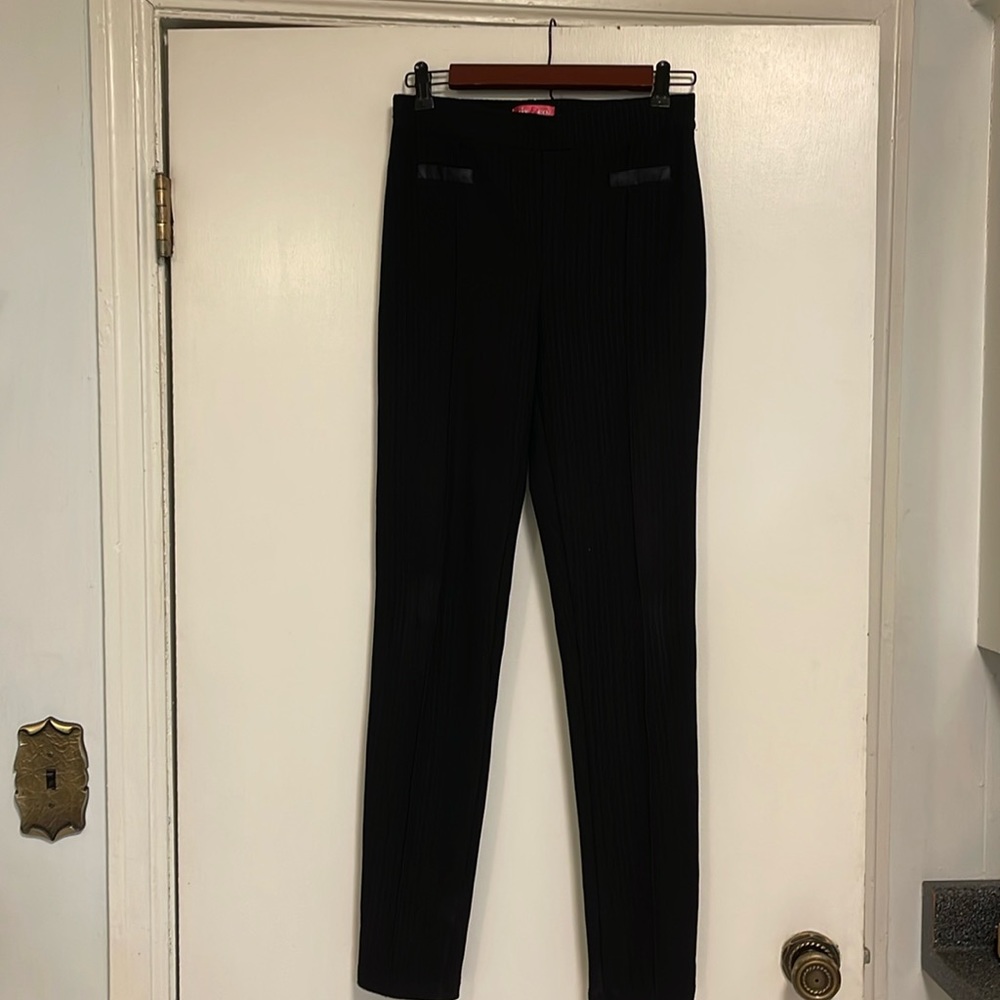 Mix & Co Small Black Pants